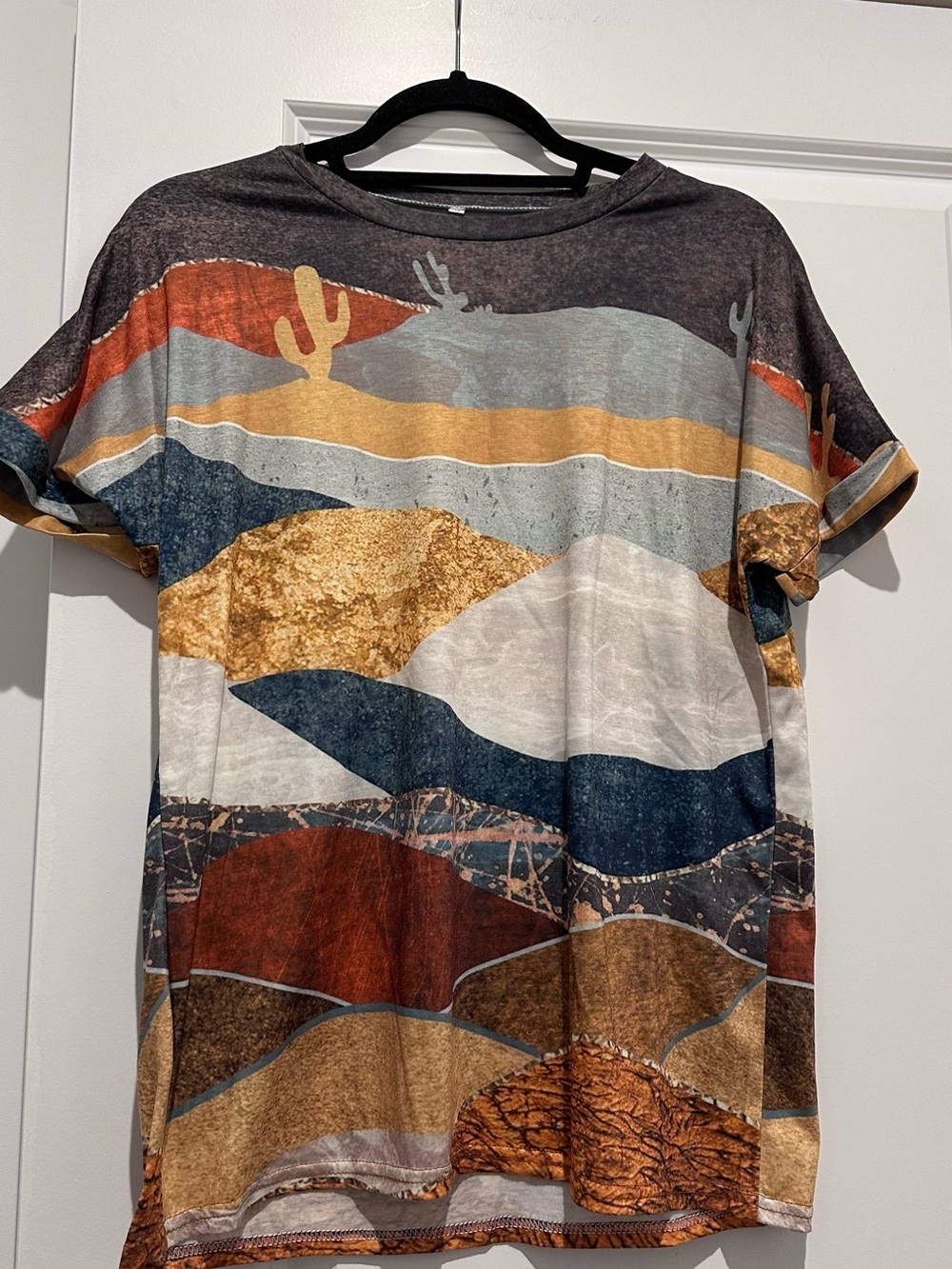 Women's Desert Landscape Graphic Tee - Multi Color